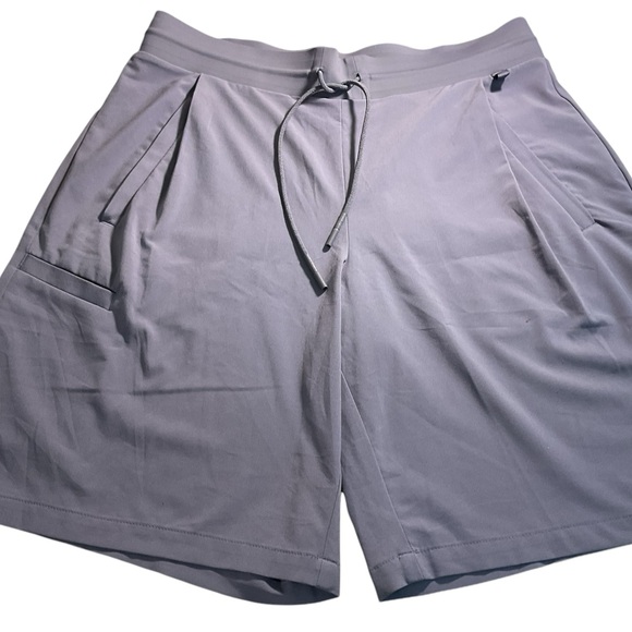 Athleta Ventura Bermuda short - Picture 1 of 6